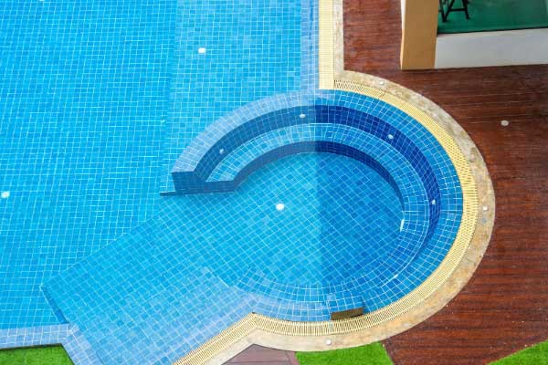Swimming Pool Renovation Services